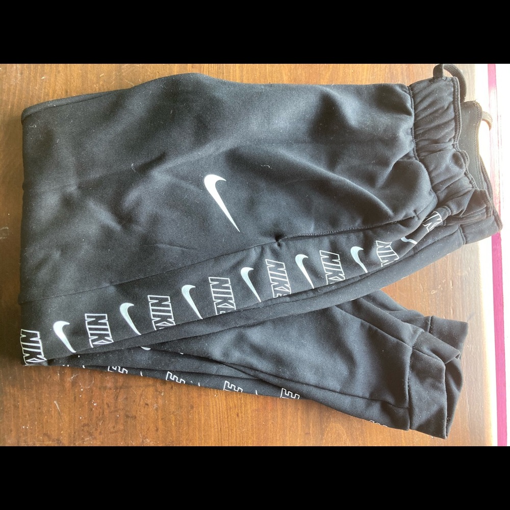 Black Nike Sweatpants